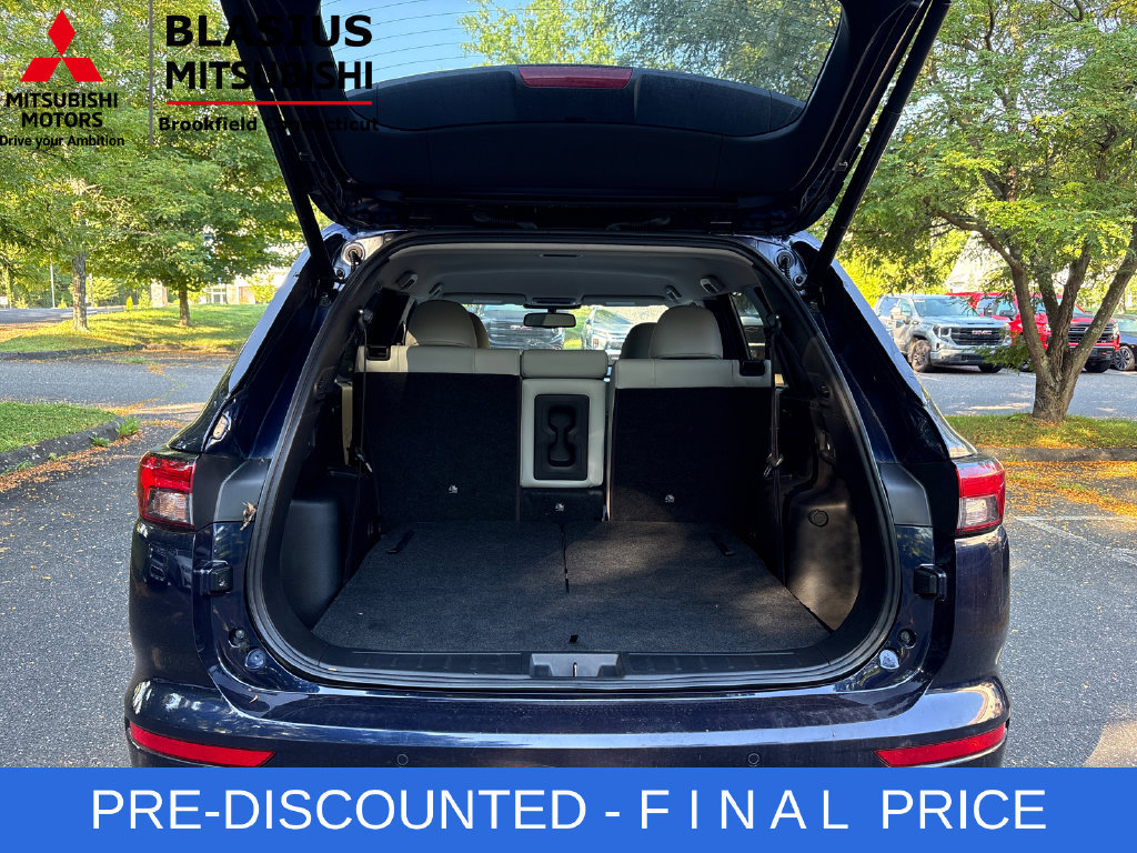 Used 2024 Mitsubishi Outlander SEL AWD/4WD image 43