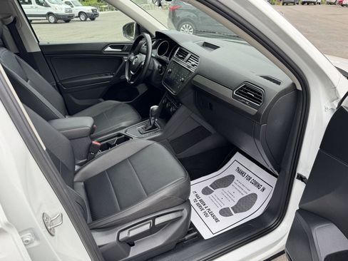 Used 2019 Volkswagen Tiguan S FWD image 17