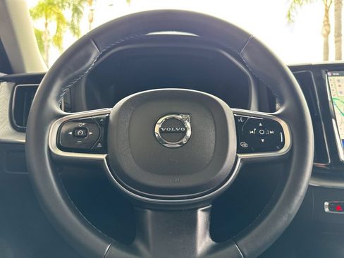Certified 2025 Volvo XC60 B5 Plus AWD/4WD image 23