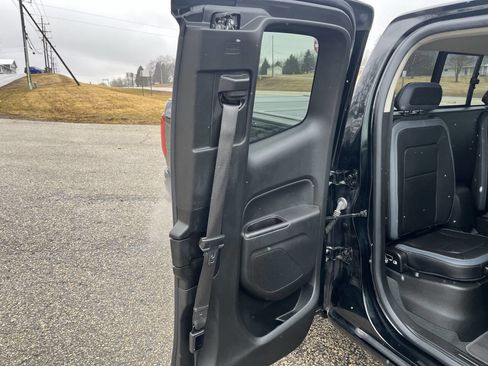 Used 2021 Chevrolet Colorado Z71 w/ Safety Package image 27