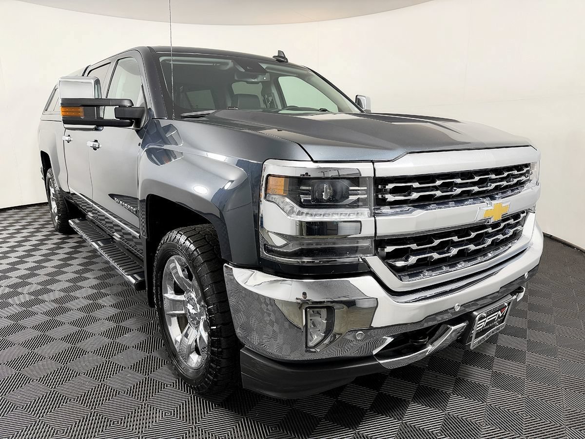 Used 2018 Chevrolet Silverado 1500 LTZ w/ LTZ Plus Package AWD/4WD image 5