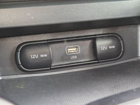 Used 2023 Kia Soul LX FWD image 22