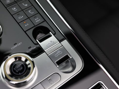 New 2025 Bentley Continental GTC image 20