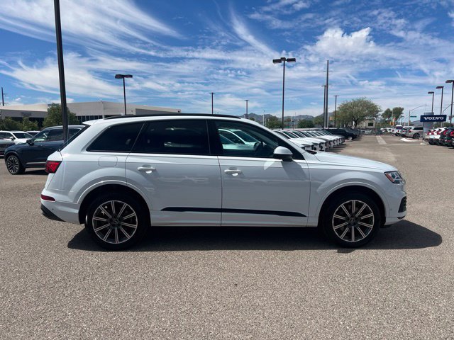 Used 2023 Audi Q7 2.0T Premium Plus AWD/4WD image 2