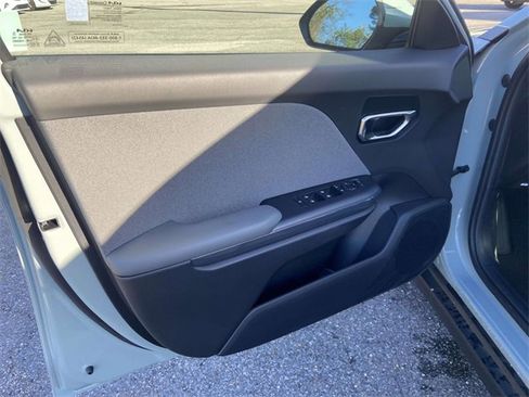 New 2025 Kia K4 EX image 12