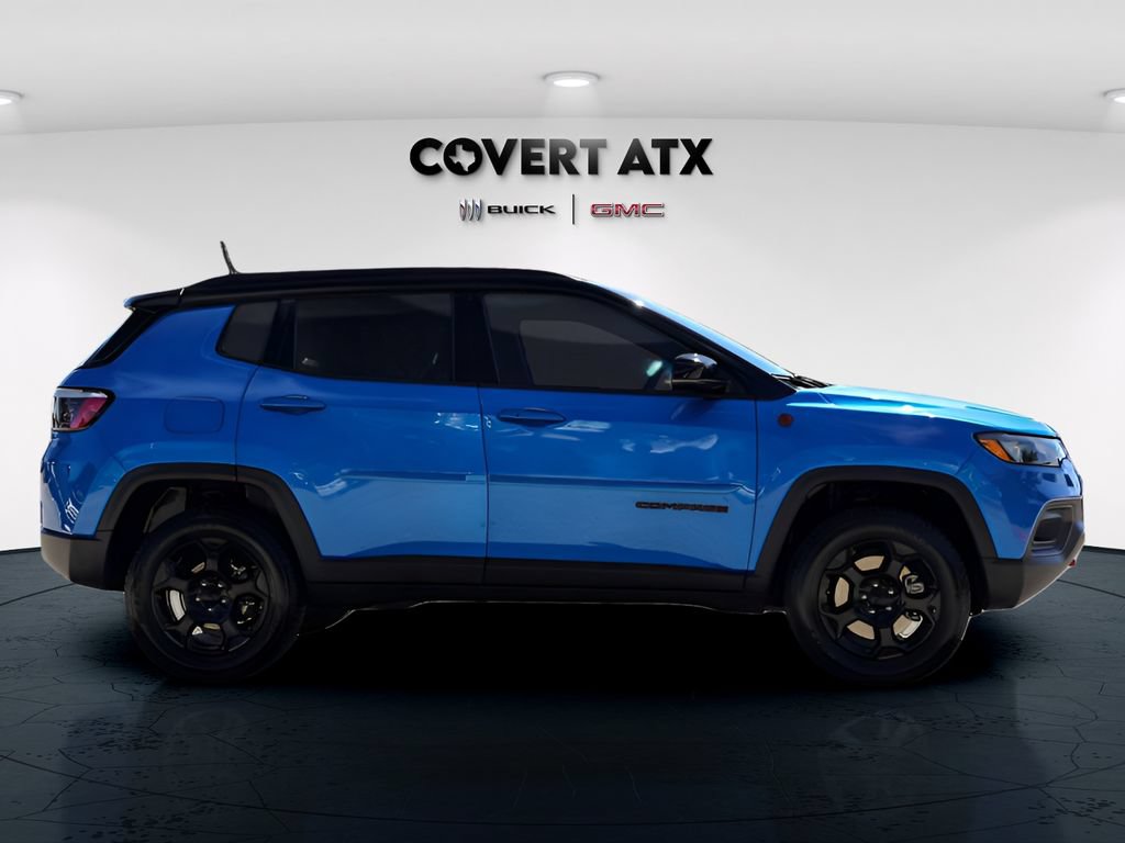 Used 2023 Jeep Compass Trailhawk w/ Trailhawk Convenience Group AWD/4WD image 8