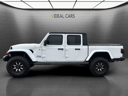 Used 2020 Jeep Gladiator Overland w/ LED Lighting Group AWD/4WD image 9
