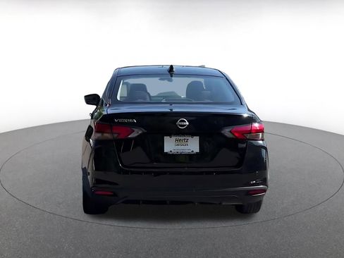 Used 2025 Nissan Versa SV FWD image 12