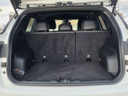 Used 2023 Jeep Compass Trailhawk image 26