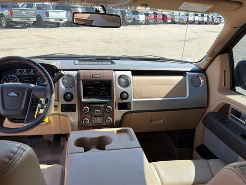 Used 2014 Ford F150 Lariat image 22