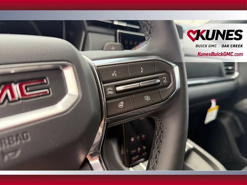 New 2027 GMC Terrain Elevation w/ Elevation Premium Package AWD/4WD image 17