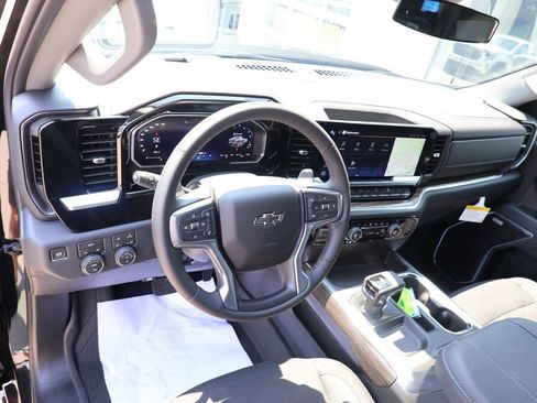 New 2026 Chevrolet Silverado 1500 RST w/ Redline Edition AWD/4WD image 25