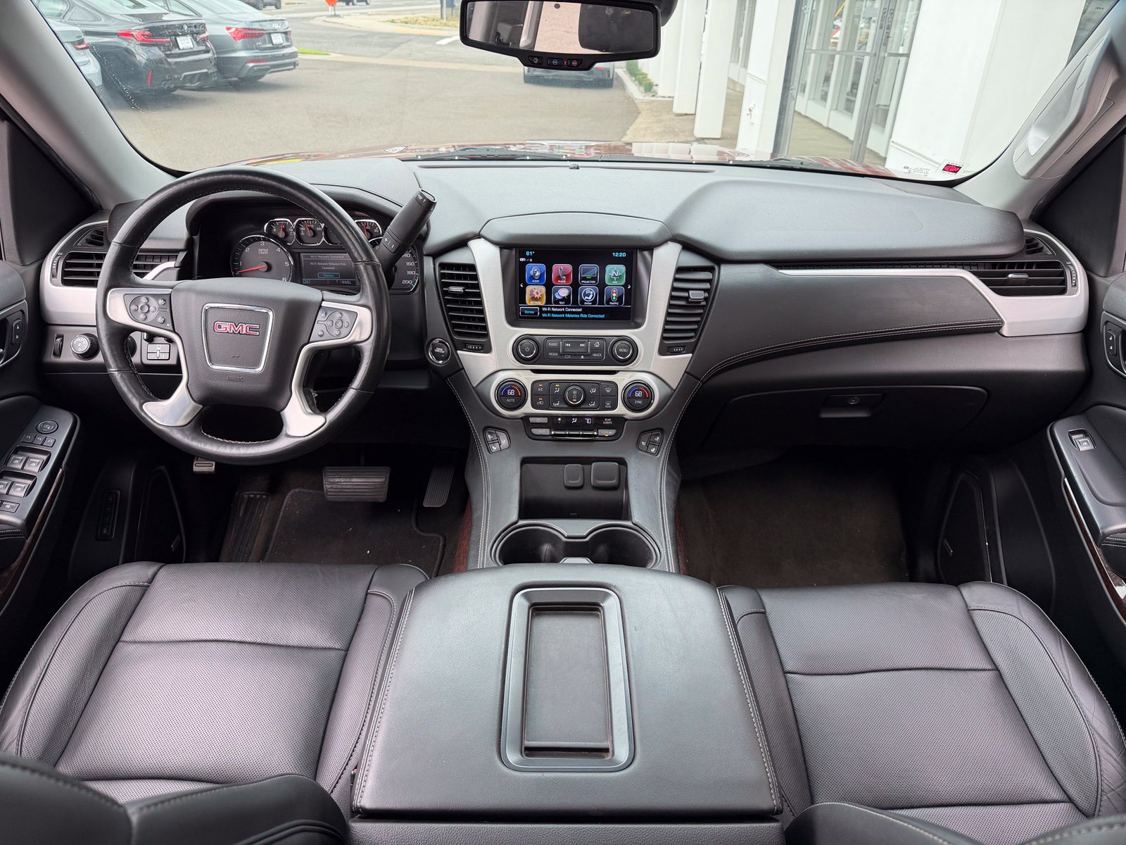 Used 2018 GMC Yukon SLT w/ HD Trailering Package AWD/4WD image 5