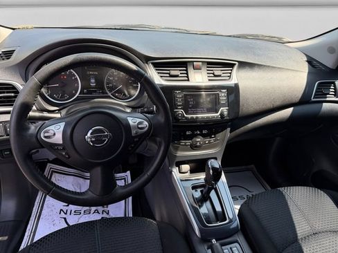 Used 2018 Nissan Sentra SR w/ SR Midnight Edition Package FWD image 12