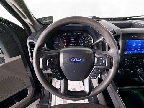 Used 2022 Ford F250 XLT w/ Black Appearance Package image 11