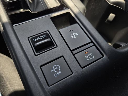 New 2026 Nissan Sentra SV w/ SV Convenience Package FWD image 23