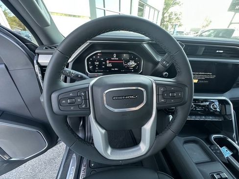 New 2026 GMC Sierra 2500 Denali w/ Denali Reserve Package image 18