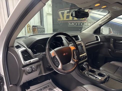 Used 2017 GMC Acadia Limited SLT image 6