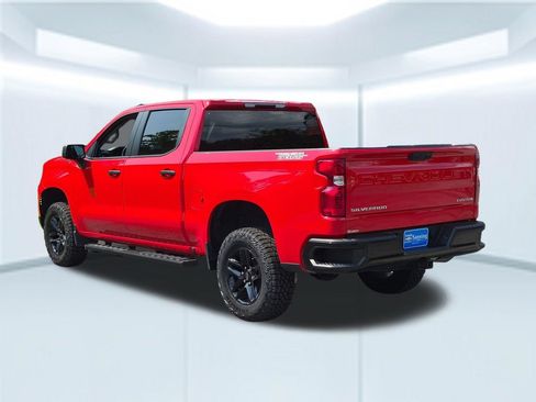Used 2023 Chevrolet Silverado 1500 Custom Trail Boss AWD/4WD image 3