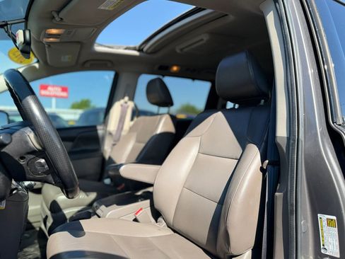 Used 2013 Honda Odyssey Touring Elite image 29