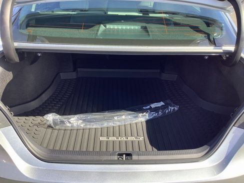 Used 2023 Toyota Camry XLE image 28