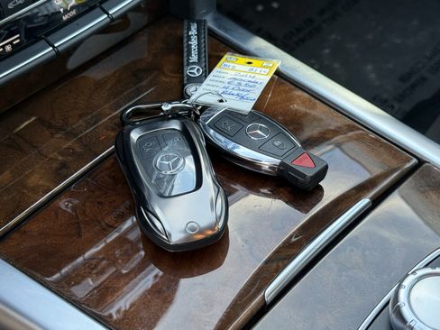 Used 2014 Mercedes-Benz E 350 Sedan image 71