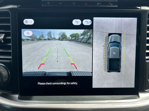 Used 2024 Ford F150 Lariat w/ FX4 Off-Road Package image 24