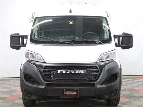 Used 2023 RAM ProMaster 2500 FWD image 2