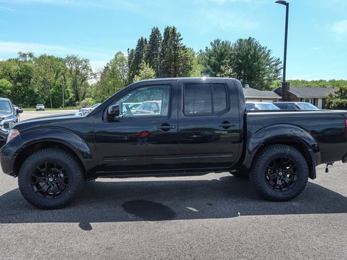 Used 2020 Nissan Frontier SV w/ Midnight Edition Floor Mats AWD/4WD image 3