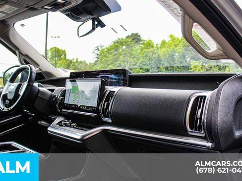 Used 2025 Ford Expedition Max Platinum AWD/4WD image 27