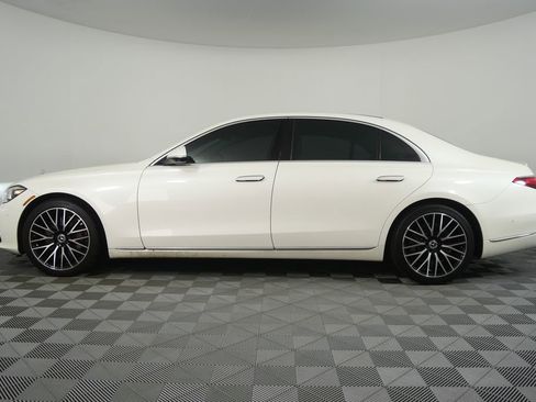 Used 2022 Mercedes-Benz S 500 4MATIC image 6