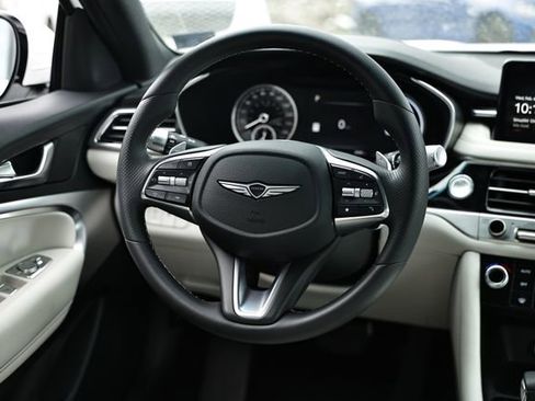 Certified 2025 Genesis G70 2.5T image 26