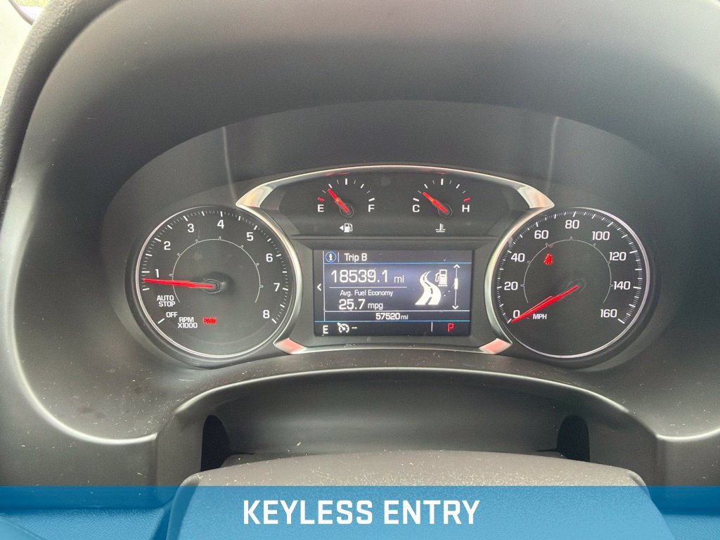 Used 2024 GMC Terrain SLE AWD/4WD image 3