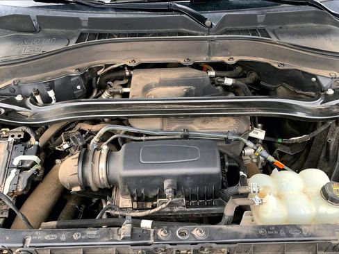 Used 2020 Ford Explorer Limited image 32