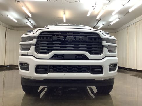 New 2026 RAM 2500 Tradesman AWD/4WD image 10