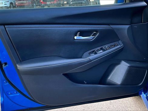 Used 2025 Nissan Sentra SV image 23