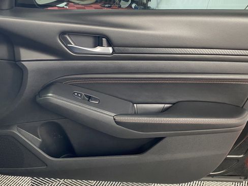 Used 2021 Nissan Altima 2.5 SR image 35