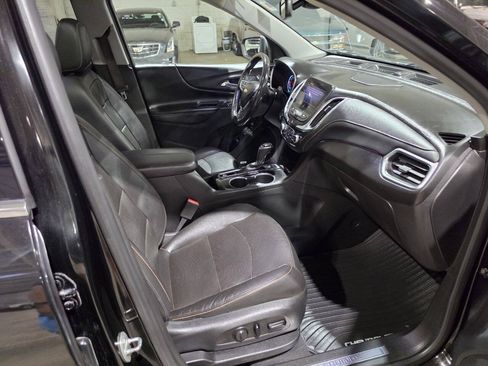 Used 2020 Chevrolet Equinox Premier AWD/4WD image 32