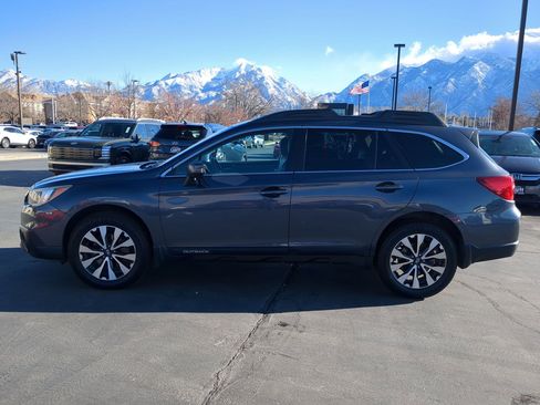 Used 2015 Subaru Outback 2.5i Limited image 9