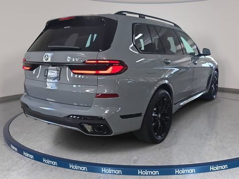 New 2026 BMW X7 xDrive40i w/ M Sport Package image 4