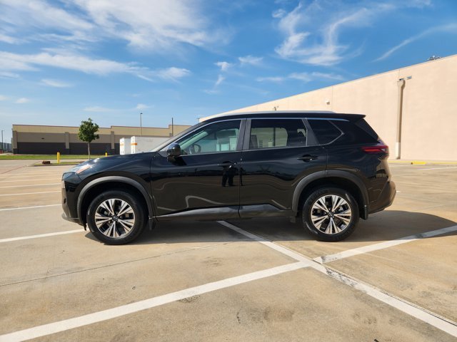 Used 2023 Nissan Rogue SV w/ SV Premium B Package FWD image 4
