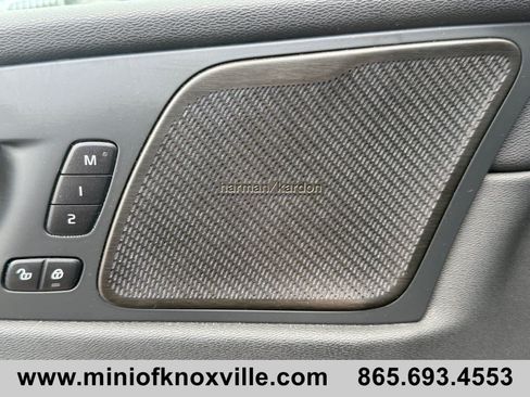 Used 2023 Volvo XC60 B5 Plus AWD/4WD image 16
