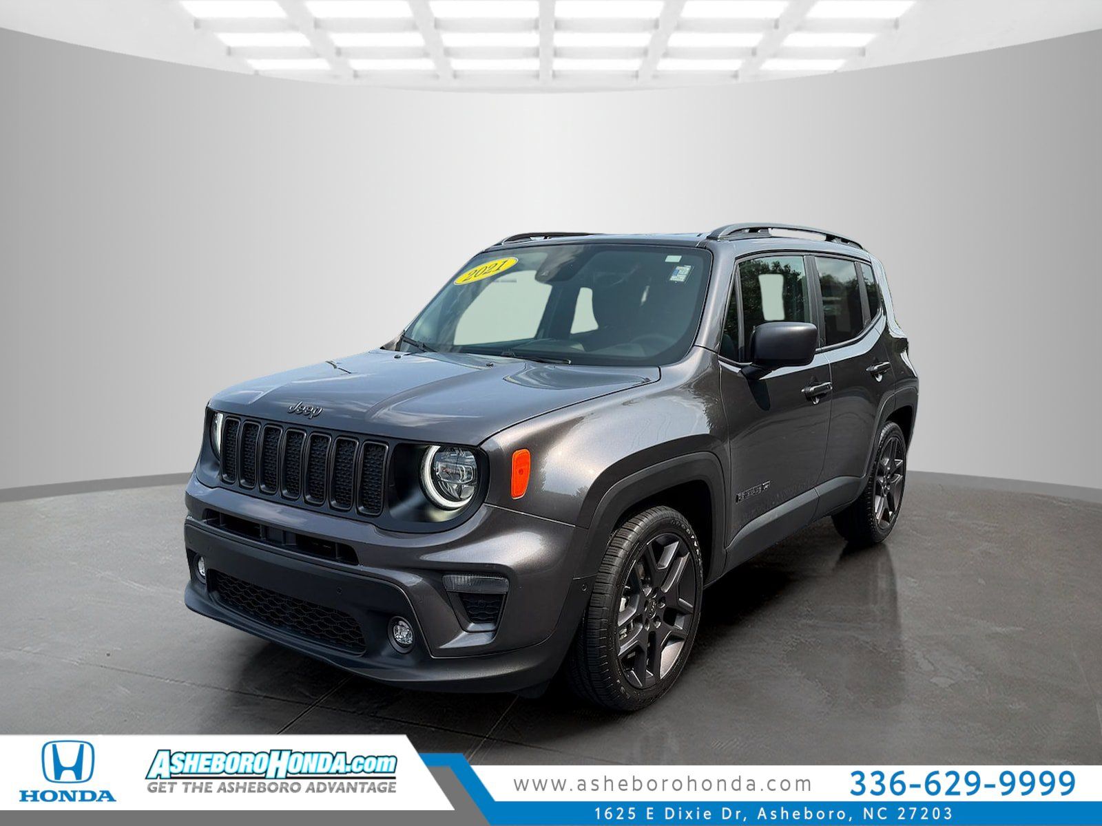 Used 2021 Jeep Renegade Latitude FWD image 1