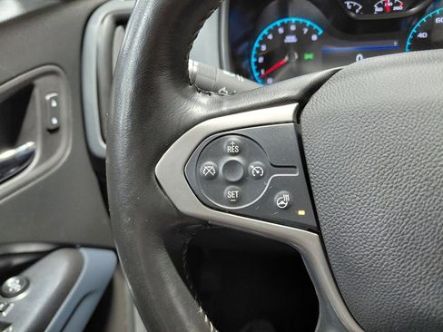 Used 2022 Chevrolet Colorado Z71 image 38