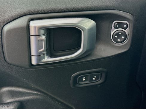 Used 2023 Jeep Wrangler Unlimited w/ 8.4" Radio Group AWD/4WD image 15
