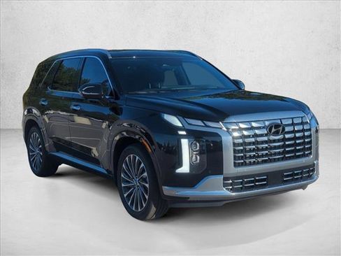Used 2025 Hyundai Palisade Calligraphy image 7