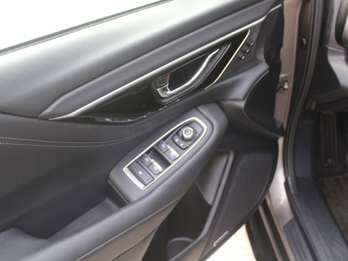 Used 2024 Subaru Outback Limited image 19