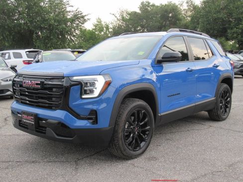 Used 2026 GMC Terrain Elevation w/ Black Edition FWD image 3