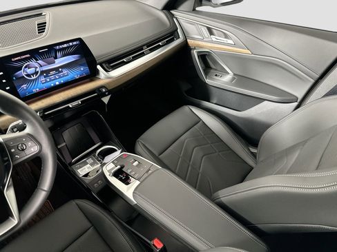 New 2026 BMW X1 xDrive28i w/ Technology Package image 23