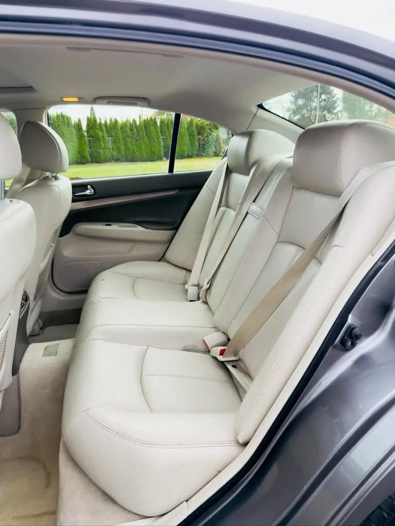 Used 2013 INFINITI G37 Journey w/ Premium Pkg RWD image 10